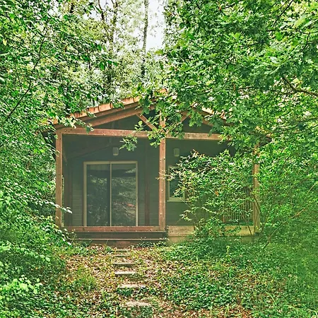 Escape With Tennis & Shared Pool Vakantiehuis