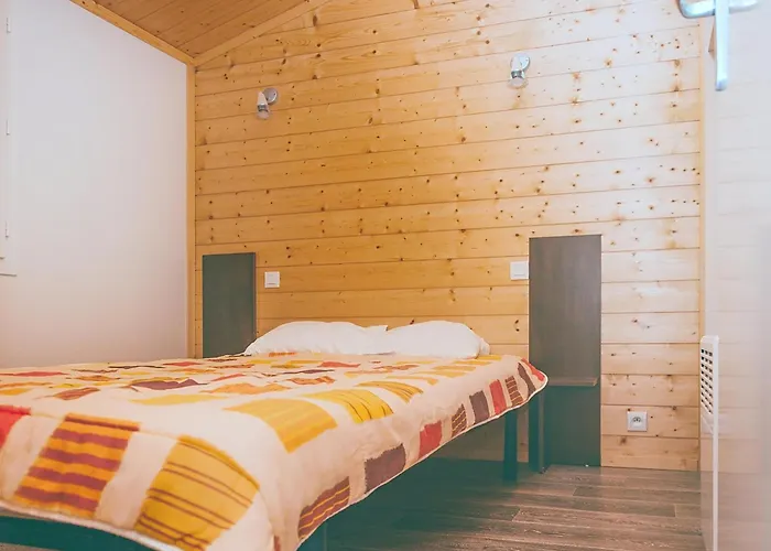 Escape With Tennis & Shared Pool