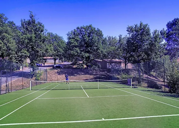 Escape With Tennis & Shared Pool بيت للعطل مونكلار دو كيارْسي