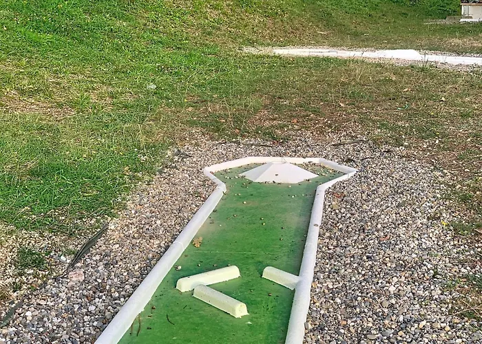 Escape With Tennis & Shared Pool بيت للعطل مونكلار دو كيارْسي